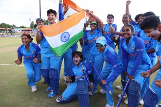 इंग्ल्याण्डलाई हराउँदै भारत च्याम्पियन